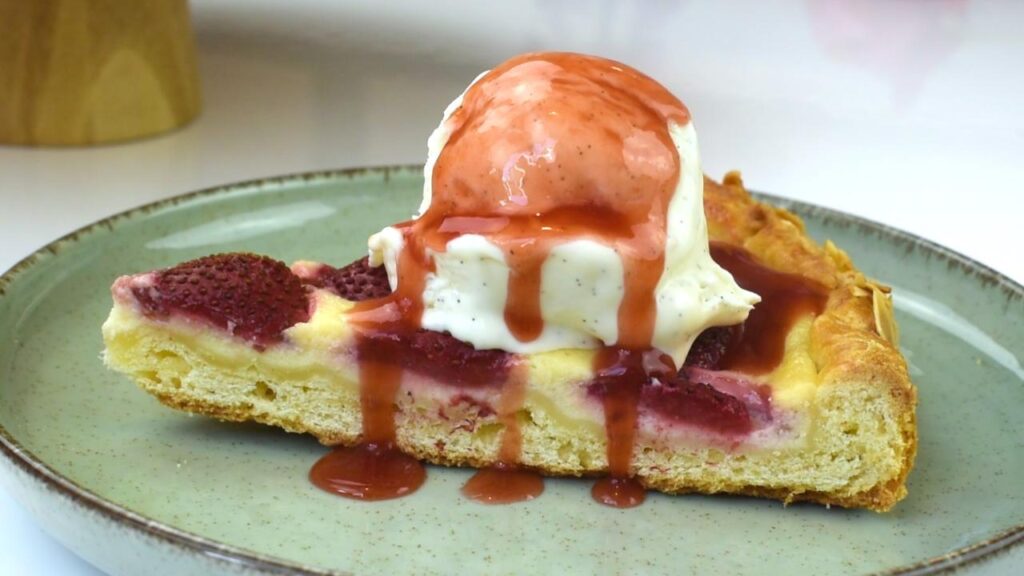 🍓 Galette rustique façon cheesecake aux fraises