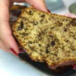 Cake aux bananes, noix et chocolat noir