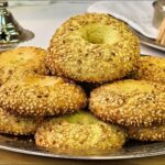 Kaak Jeljlen au sésame – Saveurs d’orange