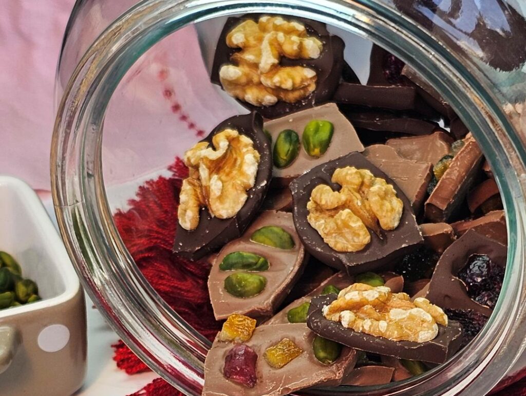 Petits chocolats garnis maison : une recette facile et gourmande 🍫